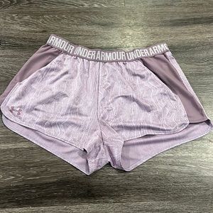 Under Amour Shorts w Pockets